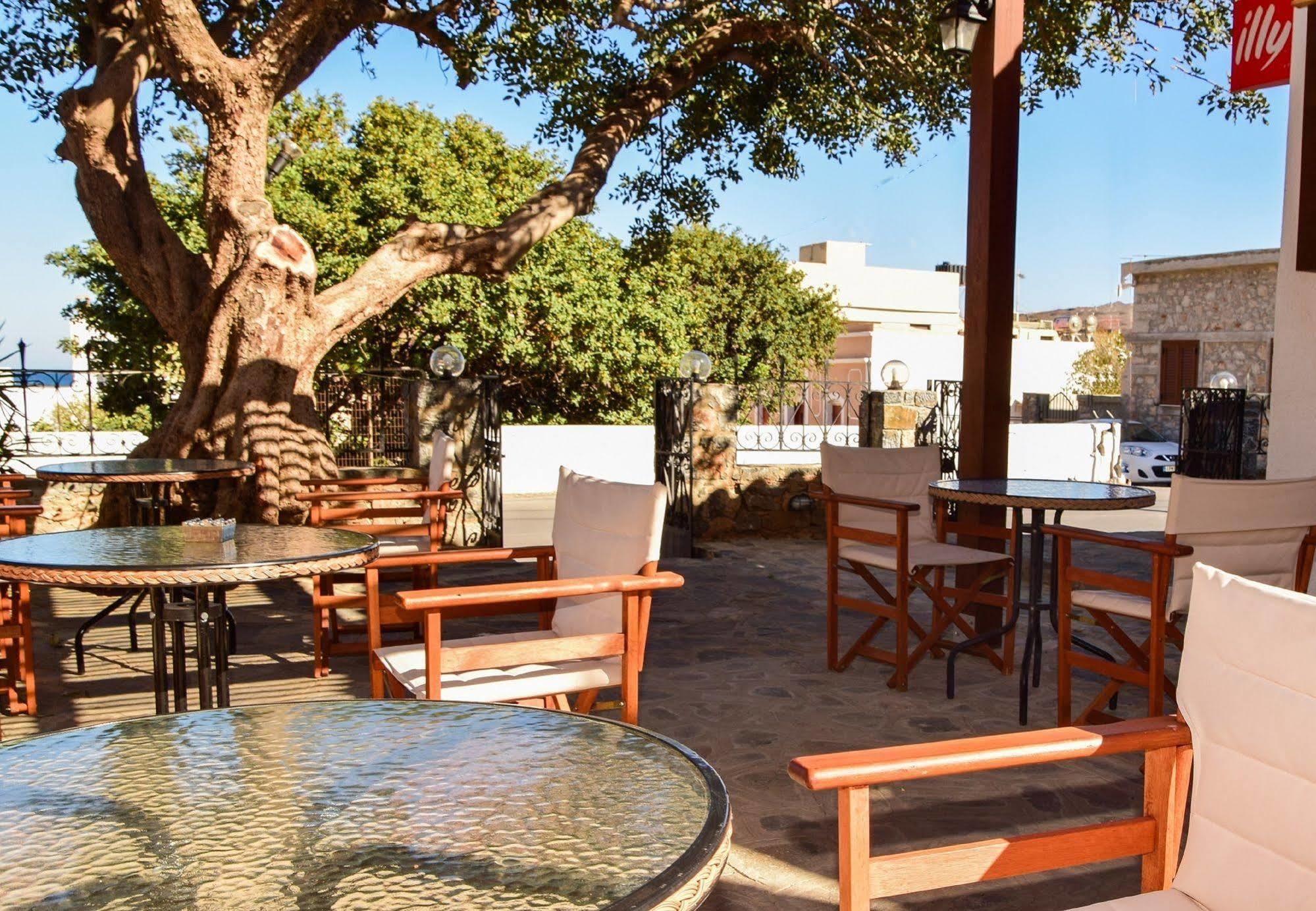 Athina Villas Элунда Экстерьер фото