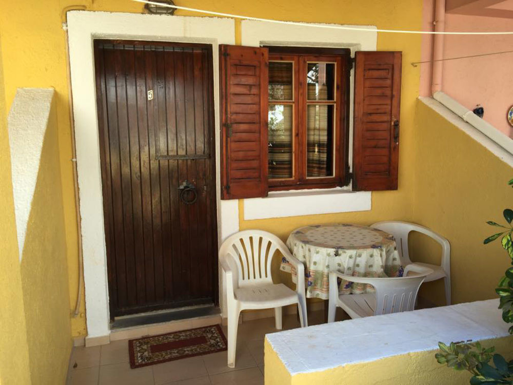 Athina Villas Элунда Экстерьер фото